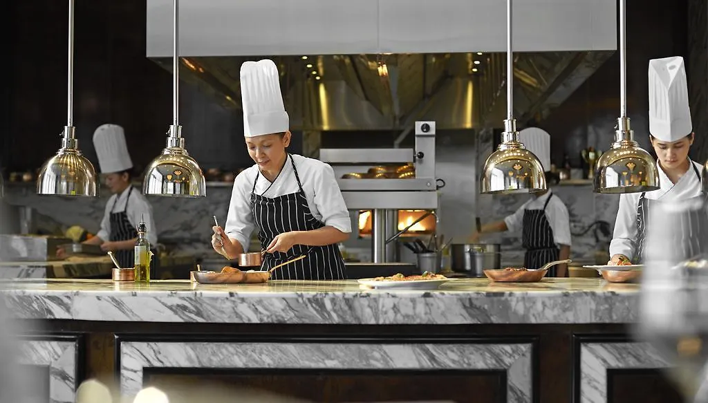 Solaire Resort Entertainment City Paranaque City Филиппины
