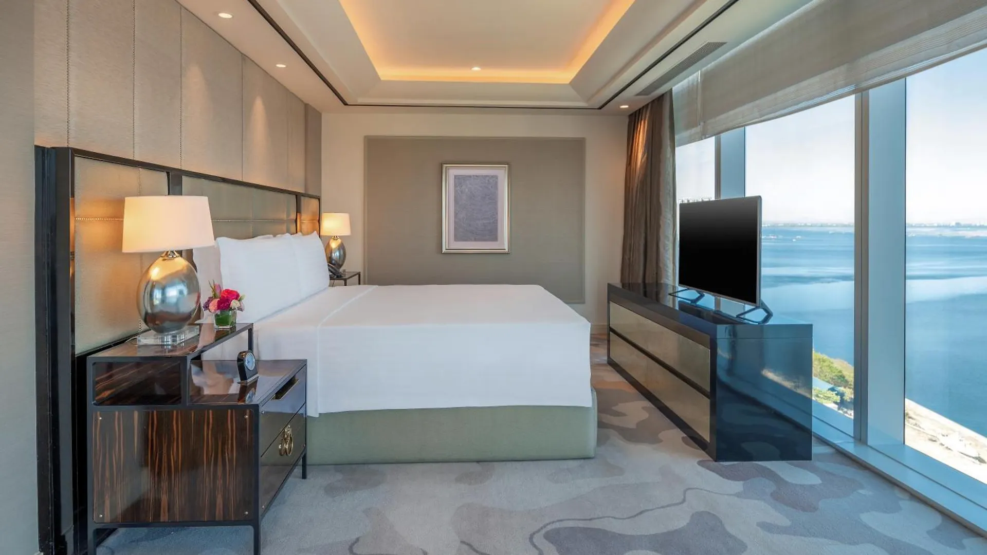 ***** Hotel Solaire Resort Entertainment City Paranaque City Philippines